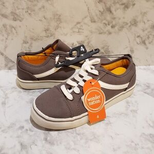 Wonder Nation Boys Sneakers Size 4